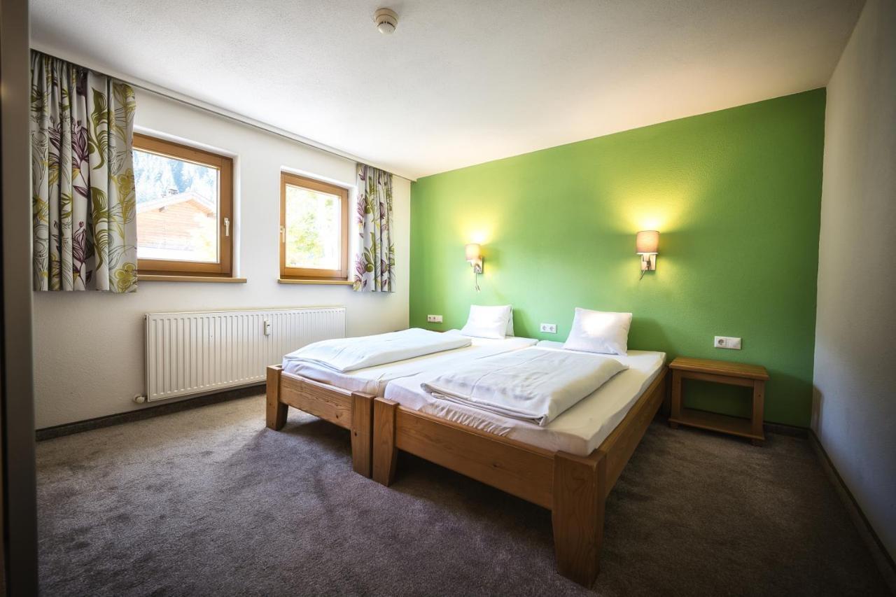 Berghotel Basur - Das Schihotel Am Arlberg Флірш Екстер'єр фото