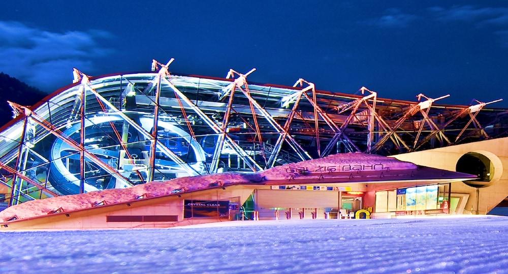 Berghotel Basur - Das Schihotel Am Arlberg Флірш Екстер'єр фото